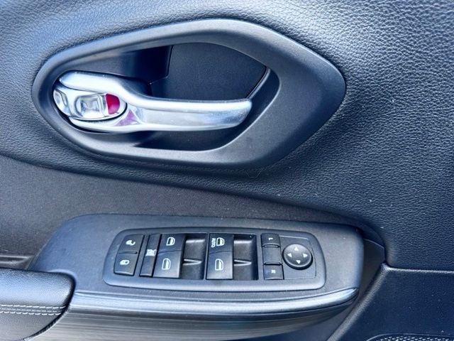 2017 Jeep Cherokee Altitude
