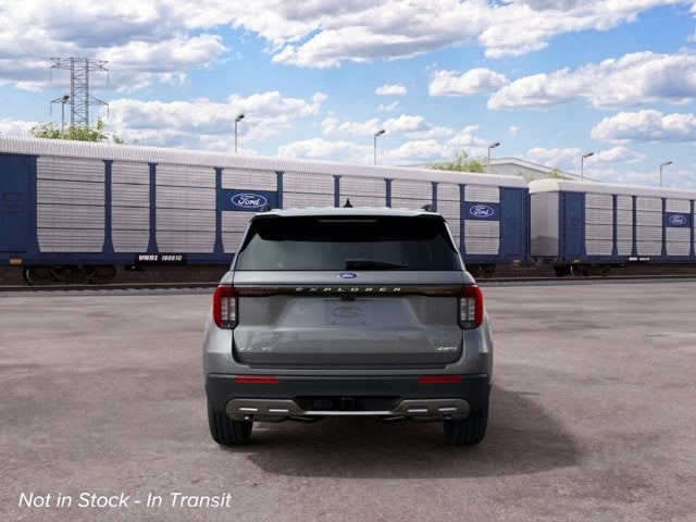 2027 Ford Explorer Active w/200A Pkg 4WD