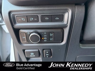 2022 Ford F-150 Lightning Platinum