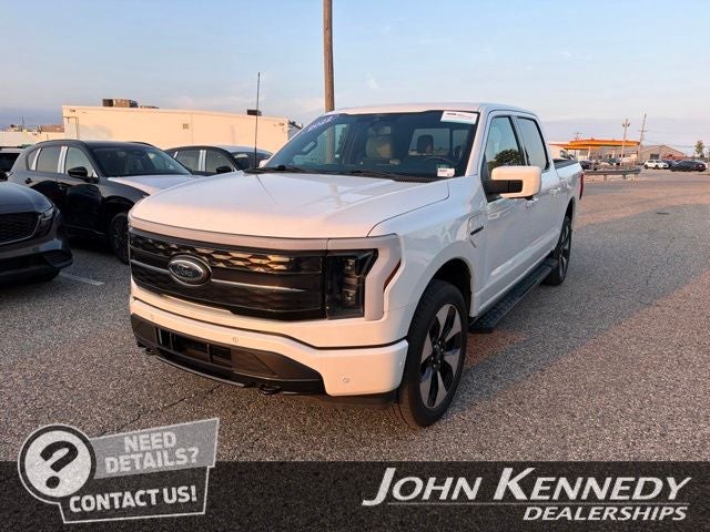 2022 Ford F-150 Lightning Platinum
