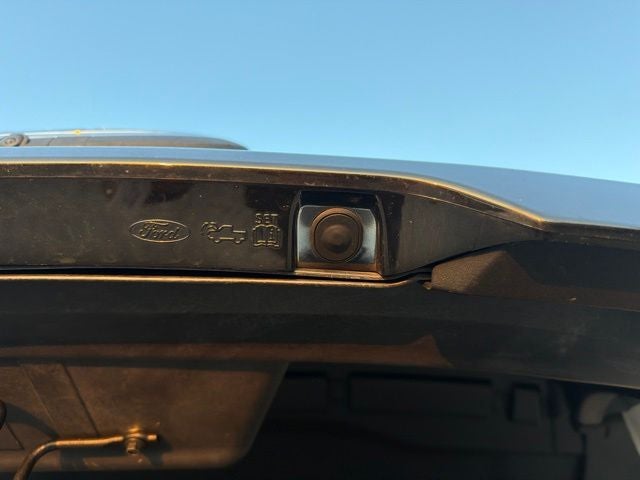 2022 Ford F-150 Lightning Platinum