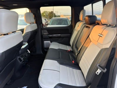 2022 Ford F-150 Lightning Platinum