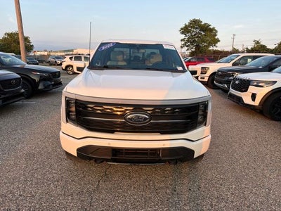 2022 Ford F-150 Lightning Platinum