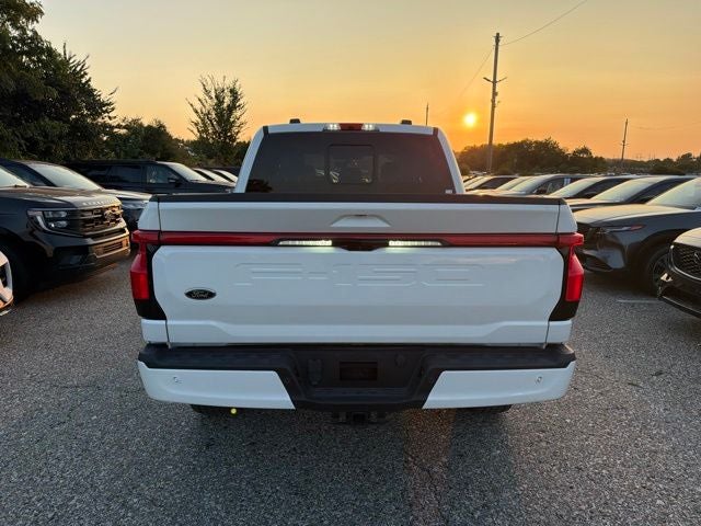 2022 Ford F-150 Lightning Platinum