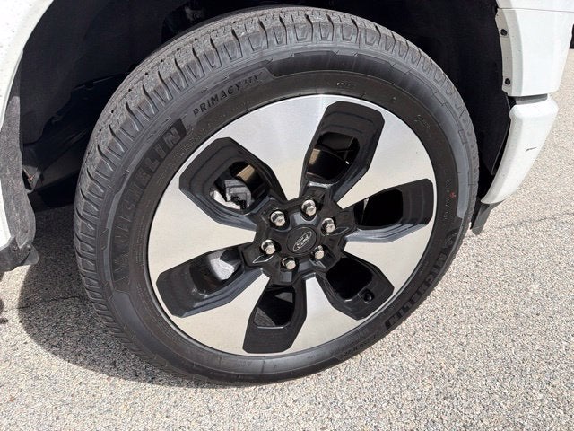 2025 Ford F-150 Lightning Platinum