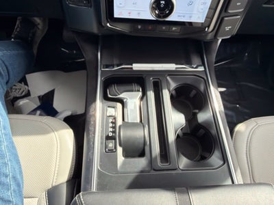 2025 Ford F-150 Lightning Platinum