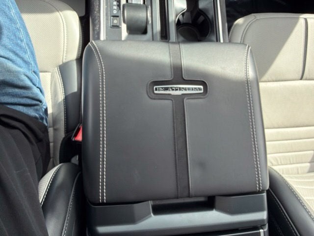 2025 Ford F-150 Lightning Platinum