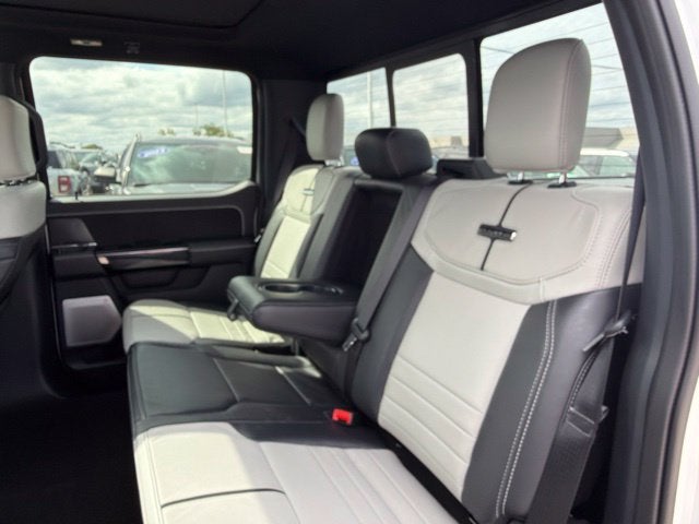 2025 Ford F-150 Lightning Platinum