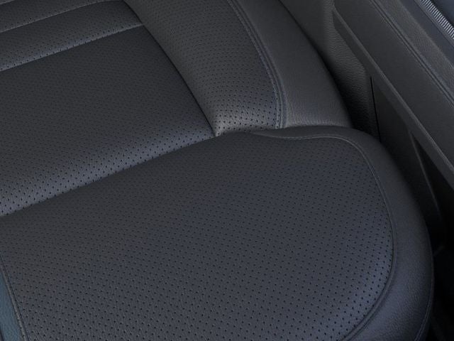 2026 Ford Super Duty F-250 SRW Platinum 4WD Crew Cab 8' Box