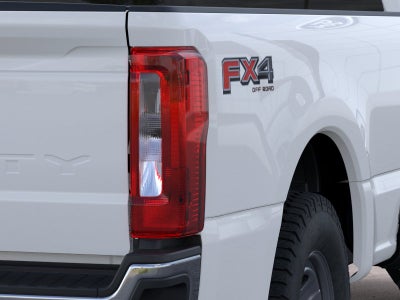 2026 Ford Super Duty F-350 SRW XL 4WD SuperCab 8' Box