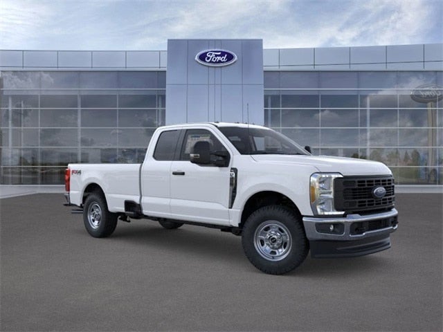 2026 Ford Super Duty F-350 SRW XL 4WD SuperCab 6.75' Box