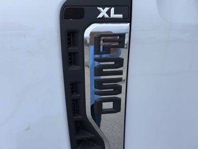 2026 Ford Super Duty F-250 SRW XL 4WD Reg Cab 8' Box