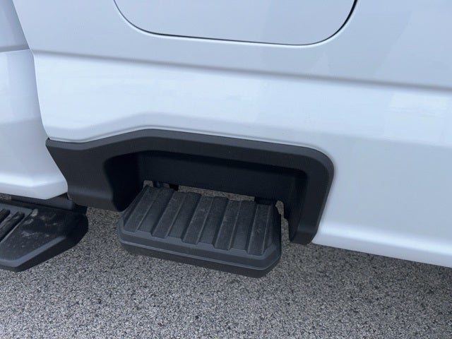 2026 Ford Super Duty F-250 SRW XL 4WD Reg Cab 8' Box