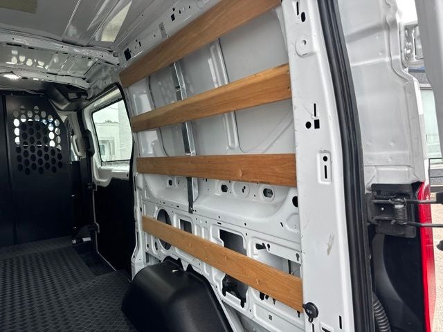 2025 Ford Transit Cargo Van Base