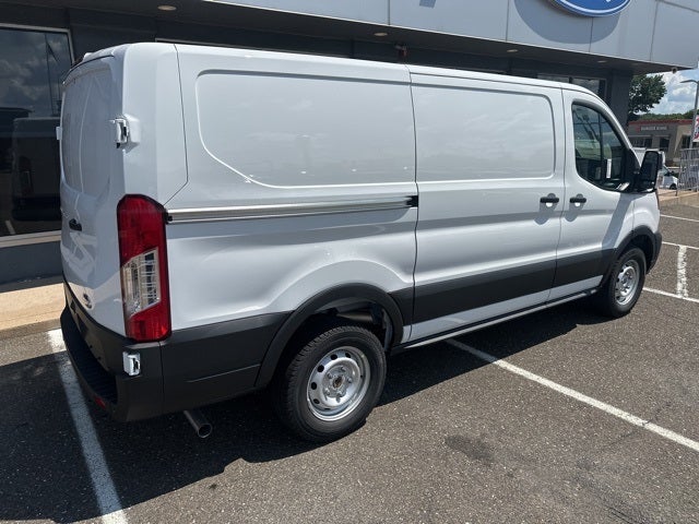 2025 Ford Transit Cargo Van T-250 130 Low Rf 9070 GVWR RWD