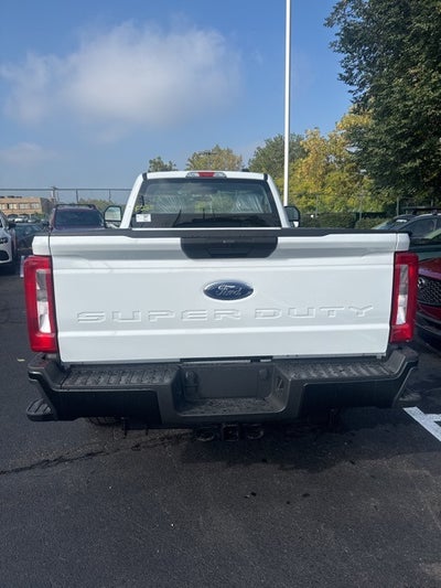 2026 Ford Super Duty F-350 SRW XL 4WD Reg Cab 8' Box