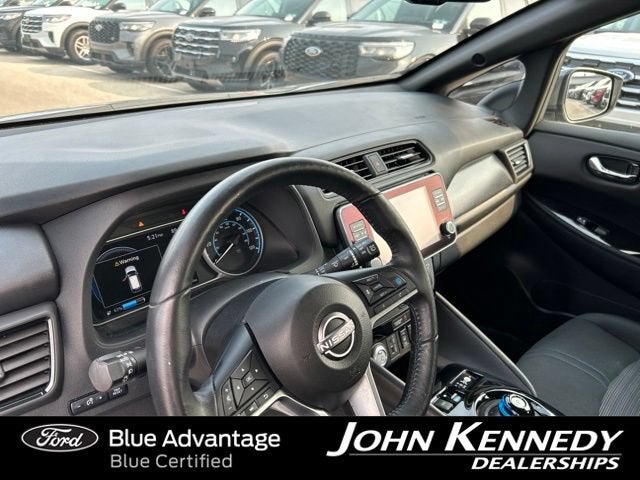 2023 Nissan LEAF SV PLUS