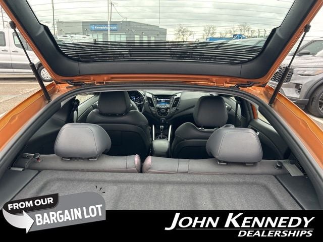 2013 Hyundai Veloster Turbo w/Black Int