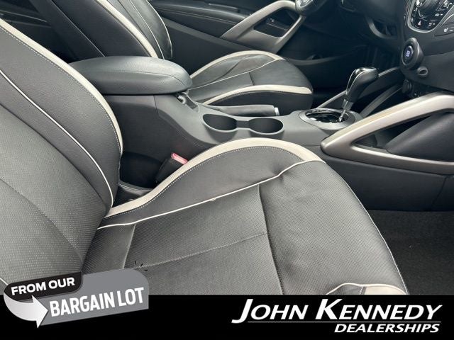 2013 Hyundai Veloster Turbo w/Black Int