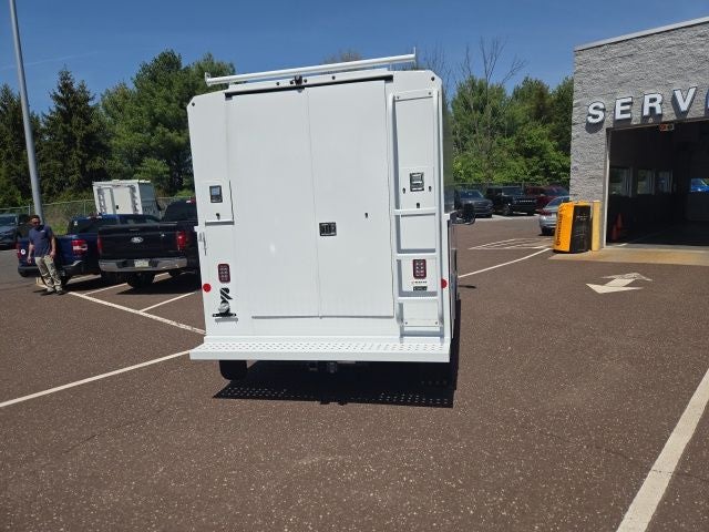 2026 Ford Transit Cutaway Base