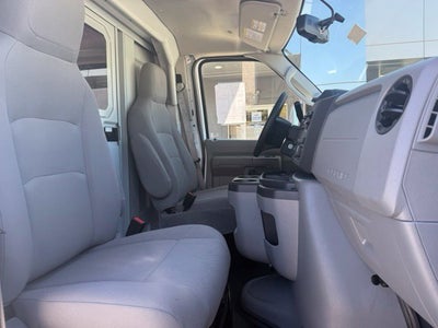 2025 Ford E-Series Cutaway Base