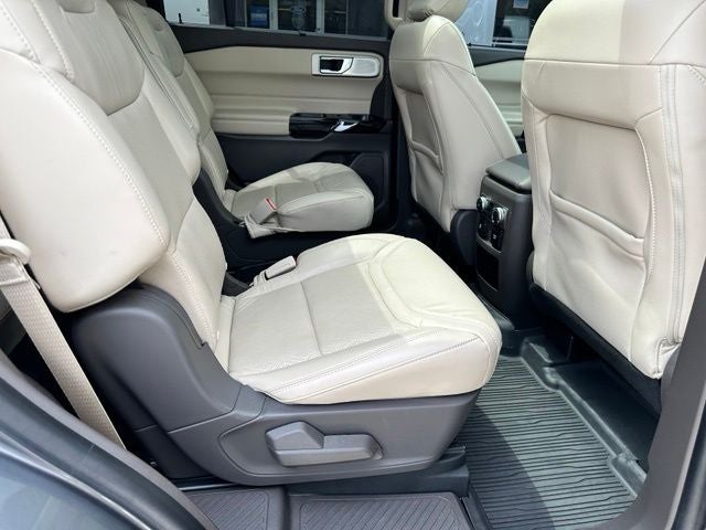 2021 Ford Explorer Platinum