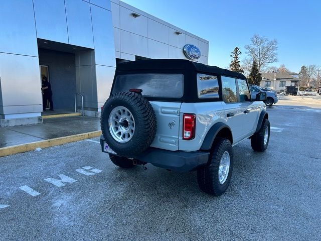2022 Ford Bronco Base