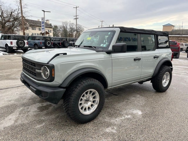 2022 Ford Bronco Base