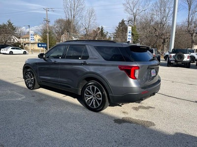 2022 Ford Explorer ST-Line