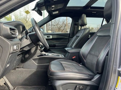 2022 Ford Explorer ST-Line