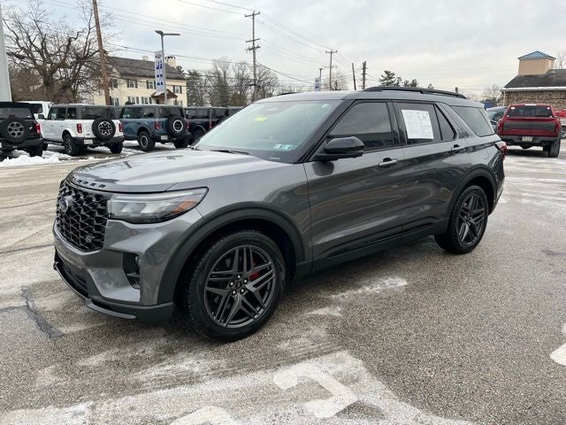 2025 Ford Explorer ST
