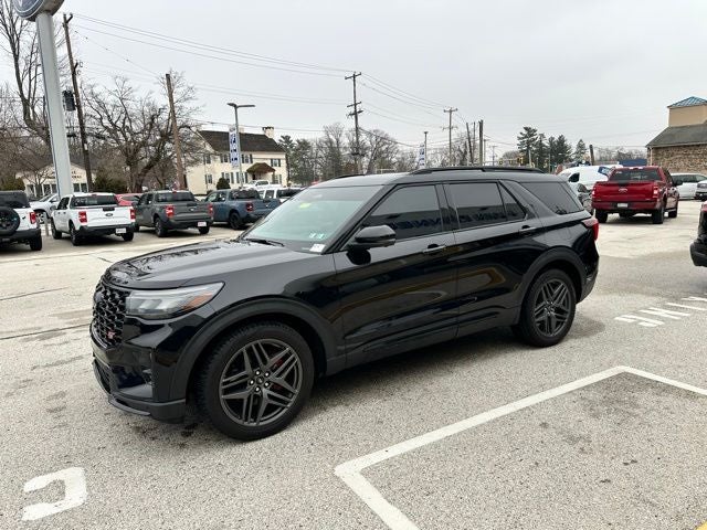 2025 Ford Explorer ST