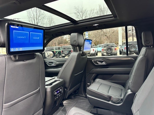 2023 Chevrolet Suburban RST