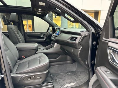 2023 Chevrolet Suburban RST