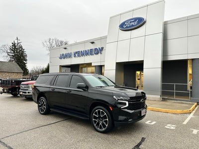 2023 Chevrolet Suburban RST