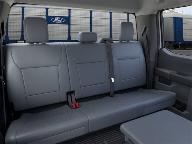 2026 Ford Super Duty F-550 DRW XL 4WD SuperCab 192 WB 84 CA