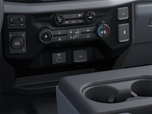 2026 Ford Super Duty F-550 DRW XL 4WD SuperCab 192 WB 84 CA