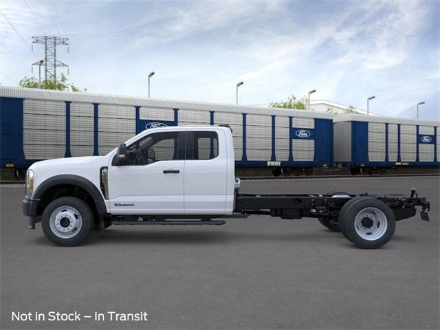 2026 Ford Super Duty F-550 DRW XL 4WD SuperCab 192 WB 84 CA