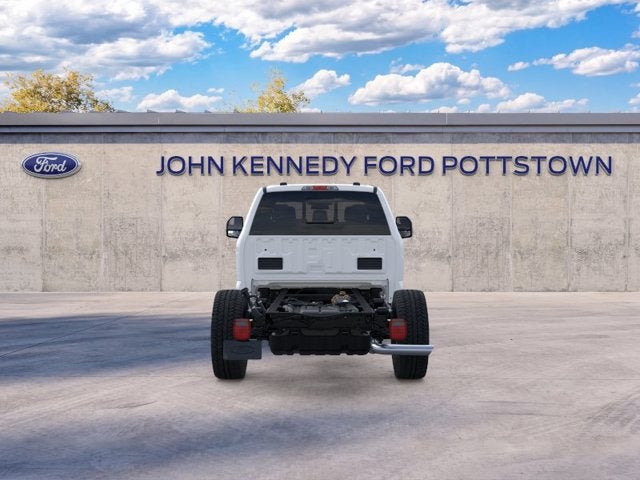 2026 Ford Super Duty F-350 SRW XL 4WD SuperCab 168 WB 60 CA