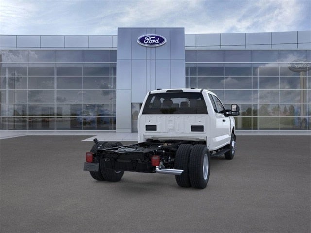 2026 Ford Super Duty F-350 DRW XL 4WD SuperCab 168 WB 60 CA