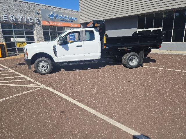 2026 Ford Super Duty F-350 DRW XL 4WD SuperCab 168 WB 60 CA
