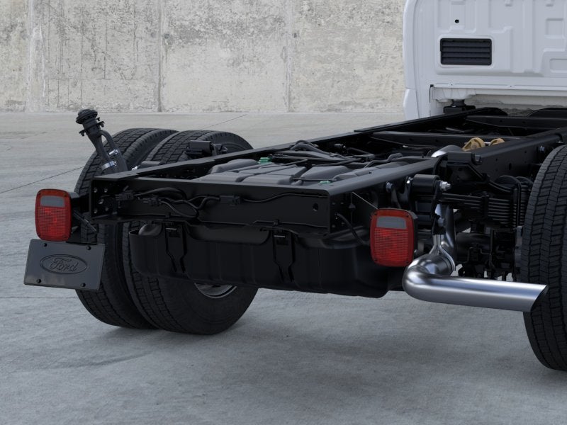 2026 Ford Super Duty F-450 DRW XL 4WD Crew Cab 203 WB 84 CA
