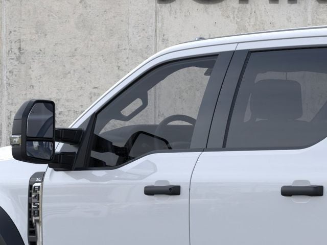 2026 Ford Super Duty F-450 DRW XL 4WD Crew Cab 203 WB 84 CA