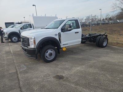 2026 Ford Super Duty F-550 DRW XL 4WD Reg Cab 169 WB 84 CA