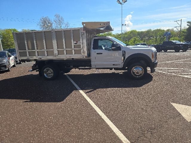 2026 Ford Super Duty F-550 DRW XL 4WD Reg Cab 169 WB 84 CA