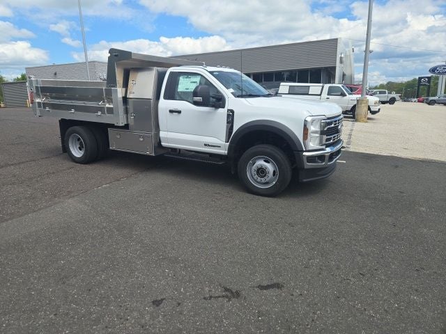 2026 Ford Super Duty F-600 DRW XL 4WD Reg Cab 169 WB 84 CA