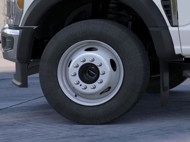 2026 Ford Super Duty F-600 DRW XL 4WD Reg Cab 169 WB 84 CA