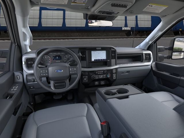 2026 Ford Super Duty F-550 DRW XL 4WD Crew Cab 203 WB 84 CA