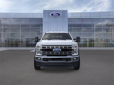 2026 Ford Super Duty F-550 DRW XL 4WD Crew Cab 203 WB 84 CA