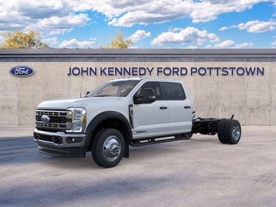 2026 Ford Super Duty F-550 DRW XL 4WD Crew Cab 203 WB 84 CA